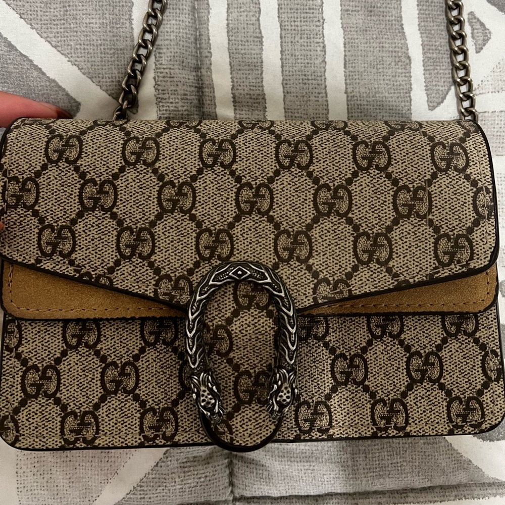 Mini Gucci bag